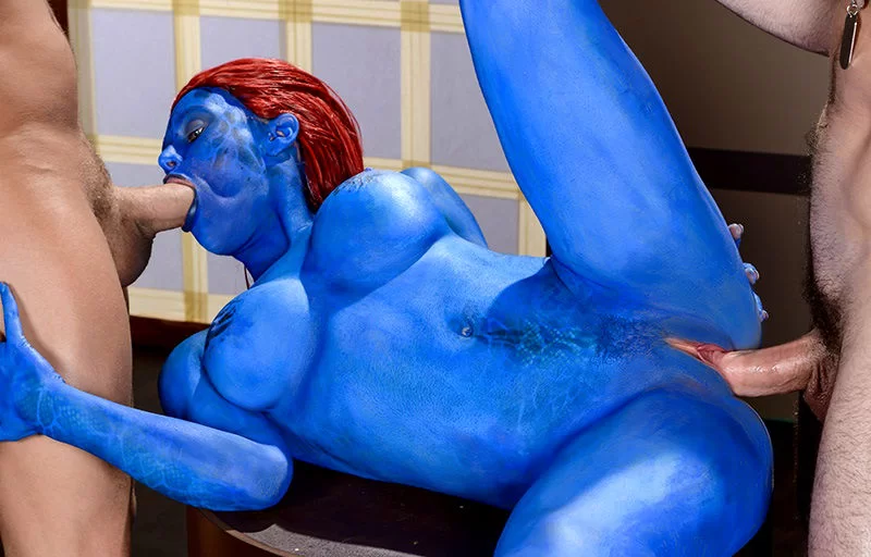 Порно видео массаж в голубой комнате